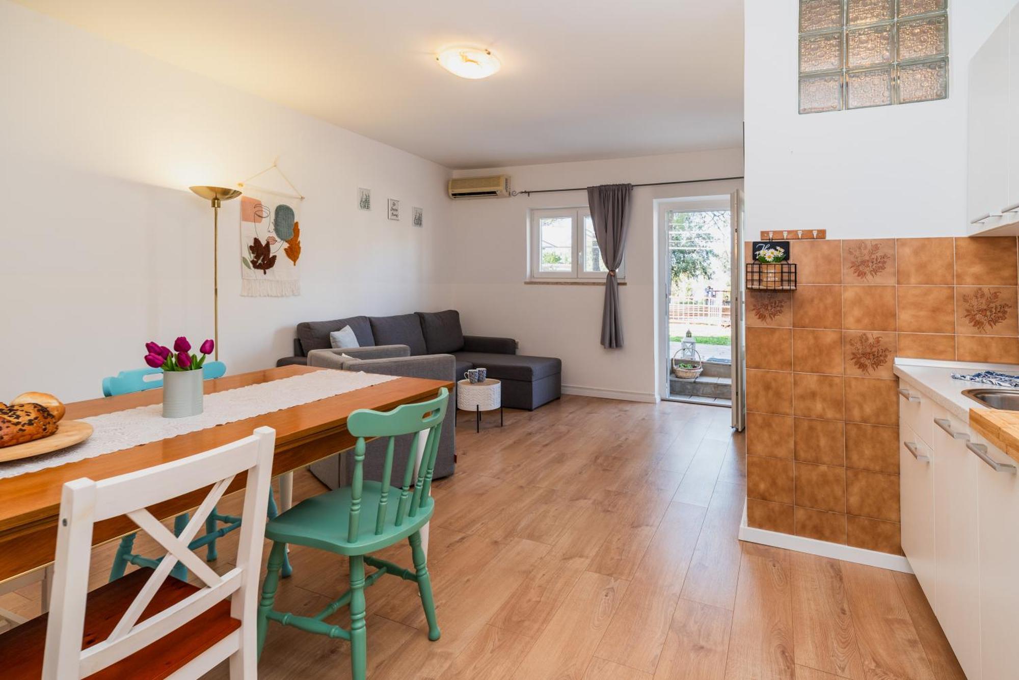 Apartments House Pinezic มาลินสกา ภายนอก รูปภาพ